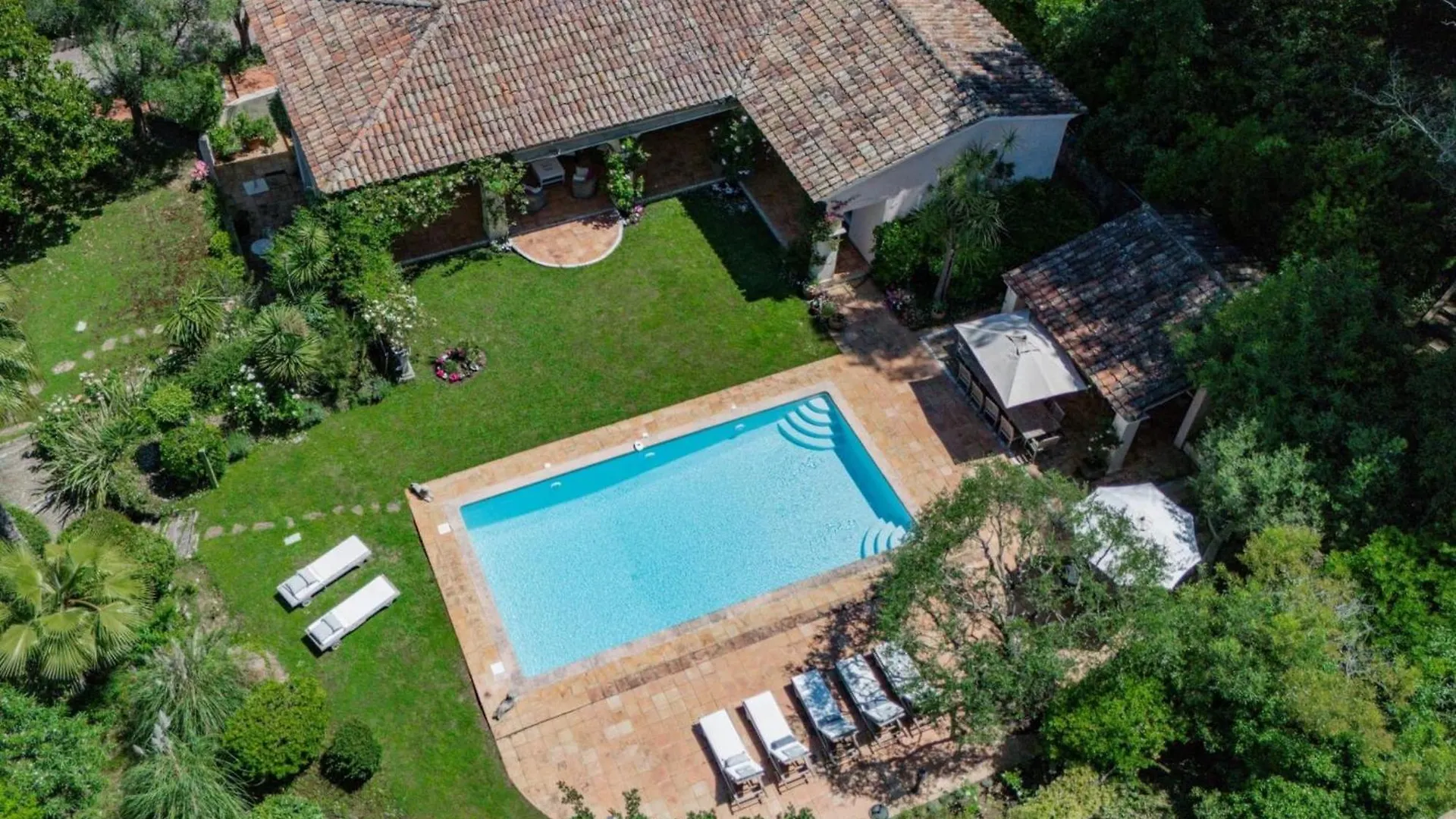 Ref 1849 - Cannes - Villa Provencal Style To Rent ル·カネ